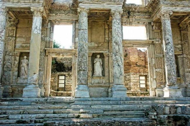 ISTANBUL, EPHESUS and CRUISE TOUR (Partially Tailor Made)