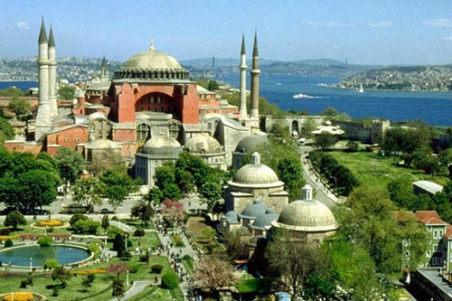 Private Istanbul Tour - Blue Mosque, Hagia Sophia, German Fountain, Hippodrome, Grand Bazaar (Istanbul Port)