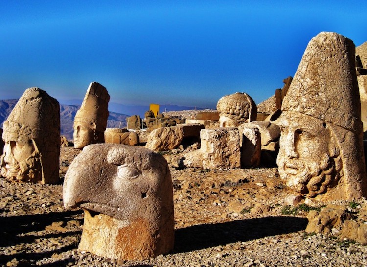 8 Days Fire of Anatolia Explorer Tour (Istanbu, Cappadocia, Nemurt, Gobeklitepe, Urfa, Antep) (Seat In Coach)